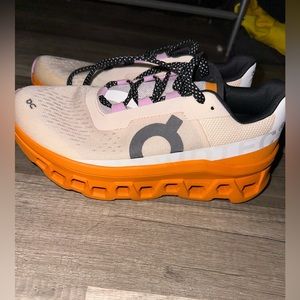 On Cloud—Cloud-monster Shoes